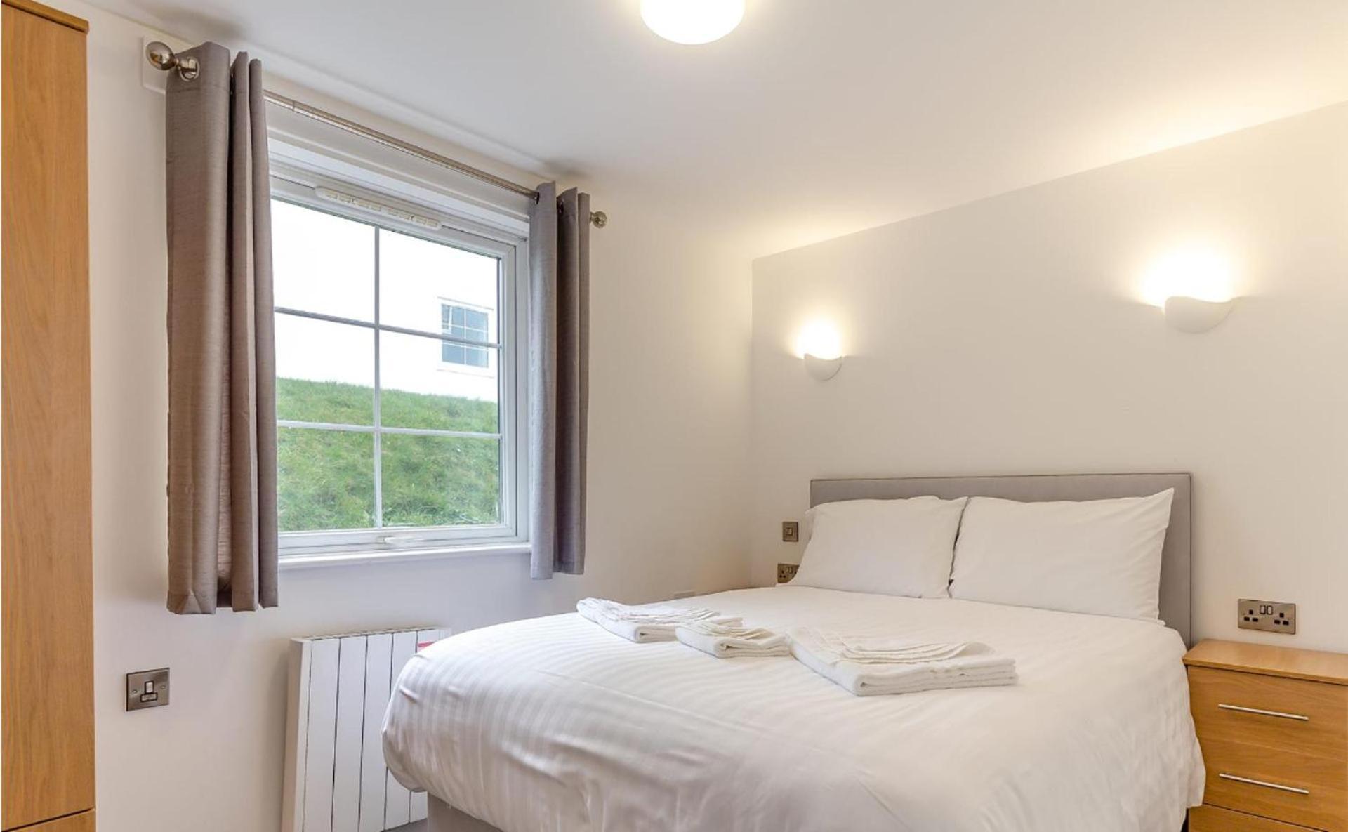 Lovely Ilfracombe Apartment 2 Bedrooms Num 3 Eksteriør billede
